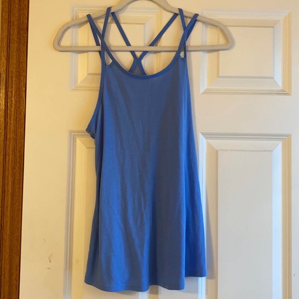Light blue running tank